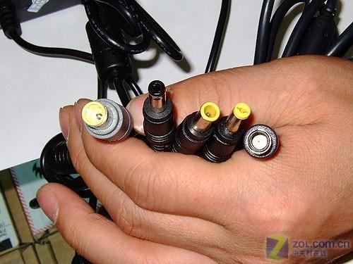 想买不容易笔记本电源适配器4大弊病(3)